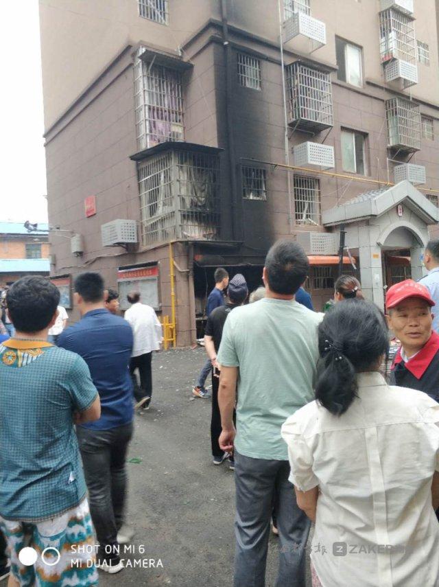 南昌新建區(qū)一小區(qū)煤氣罐爆炸， 4 人受傷